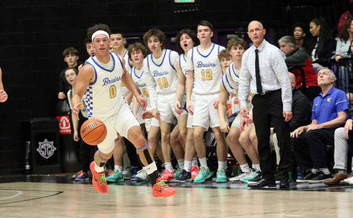 a Tualatin Barlow 6A Oregon boys basketball quarterfinal 2024 Dan Brood 28